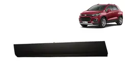 Moldura Inferior Porta Dianteira Esquerda - Nova Tracker 2014 a 2020